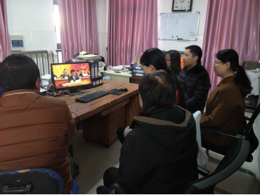 公司实验中心集中观看 公司实验中心集中观看